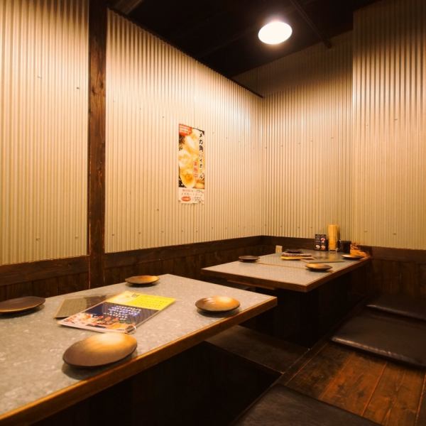 Popular room with backrest is also popular ♪ It is a popular Izakaya which is popular for dates and female friends.