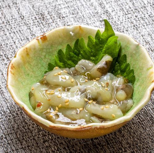 Salted squid/Octopus with wasabi