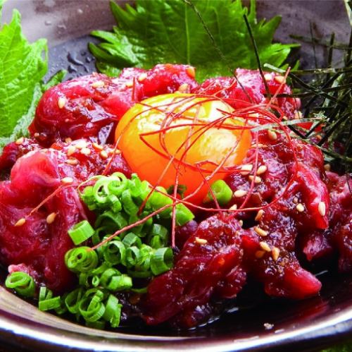 Kumamoto horse meat sashimi/steamed rooster clams in sake