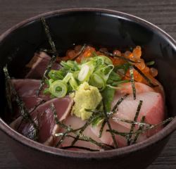 海鮮丼