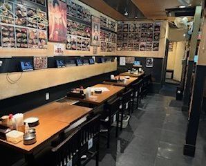 【可容納24人】這家餐廳距離天滿僅需步行3分鐘，是舉辦大型聚會的理想之選！寬敞的室內裝潢充滿懷舊氣息，營造出舒適愜意的氛圍。我們為您提供與朋友、家人和同事歡聚一堂的絕佳場所！