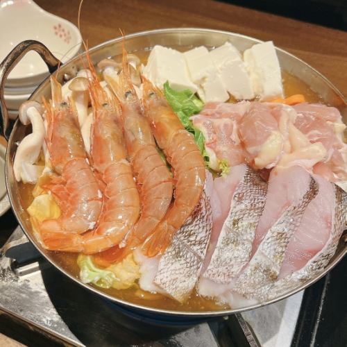 Winter fresh fish luxury hot pot course (120 minutes all-you-can-drink included) 8 dishes total 5000 yen → 4500 yen with coupon