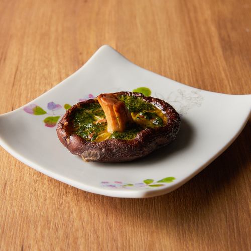 ジャンボしいたけ酒盗バター