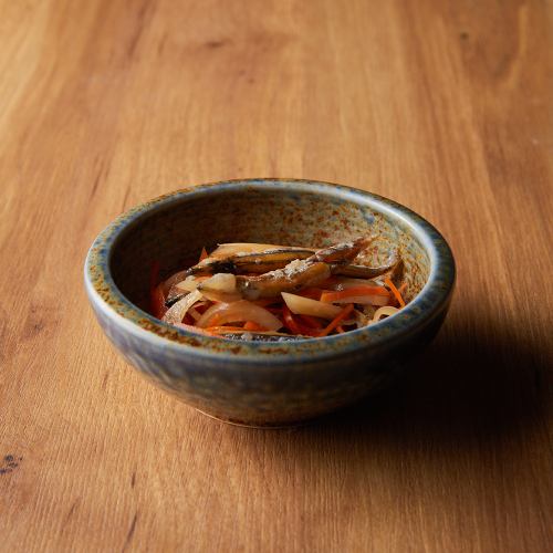 キビナゴと地野菜の南蛮漬け