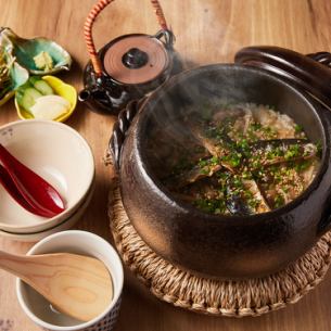 サンマときのこの土鍋ご飯