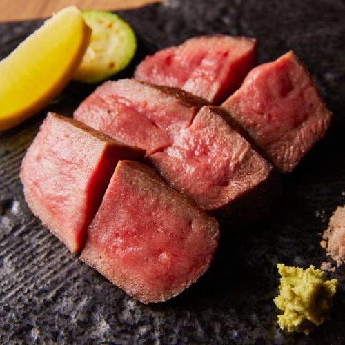 炉端焼きで逸品を愉しむ