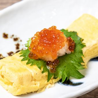 Rolled egg with grated salmon roe