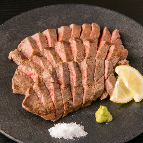 A4/A5 grade / carefully selected only the best quality parts from buying one Japanese beef ~ Munemasa's "Today's special beef"