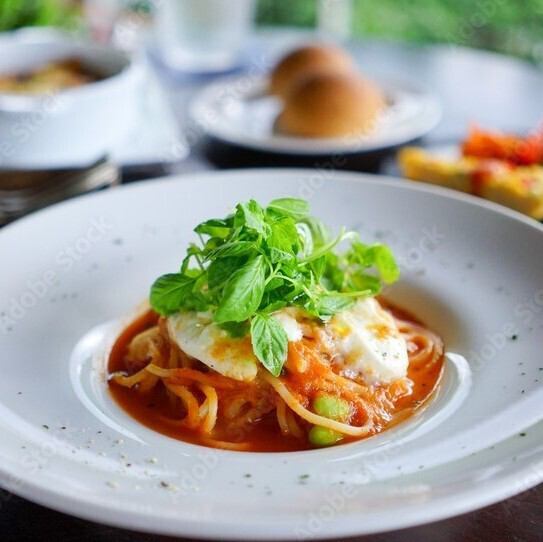 ランチも営業中！お気軽にお越しください！