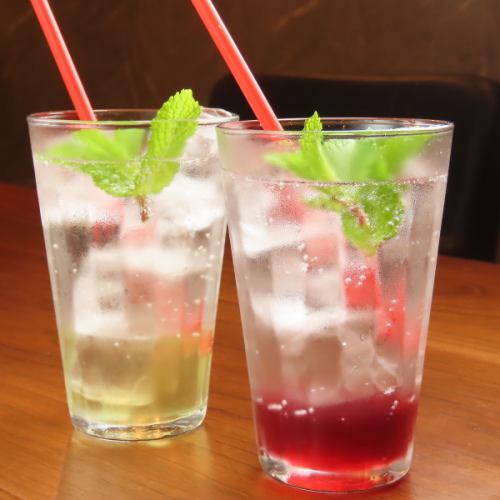 Enzyme Syrup Soda★Right → (Blueberry, strawberry, kiwi) Left → (Orange, lemon, yuzu)