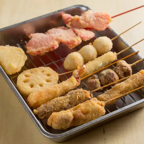 【大阪名物◎】串カツ110円(税込)~
