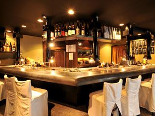 珍しい焼酎や日本酒も取り揃えております♪
