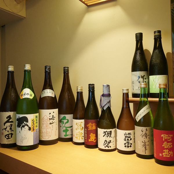 「作 雅乃智」などの銘柄も含む豊富な日本酒をご用意。一人飲み、仲間内での飲み会等にご活用ください。