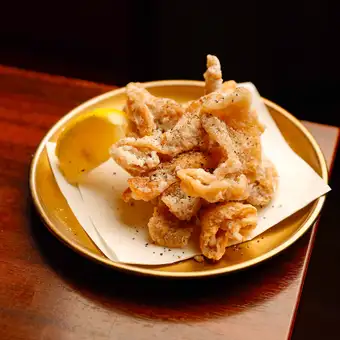 鶏皮ペッパー揚げ