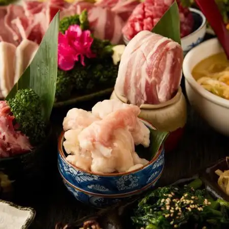 Our proud, generously portioned all-you-can-eat yakiniku course