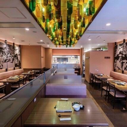広々とした店内。昼はランチ、夜は宴会でぜひご利用ください！