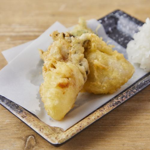 Raw oyster tempura
