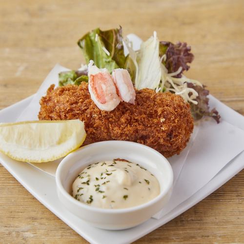 Crab cream croquette with plenty of crab meat