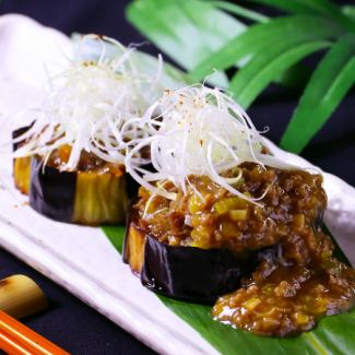 米茄子のステーキ　"牛タン"薬味味噌