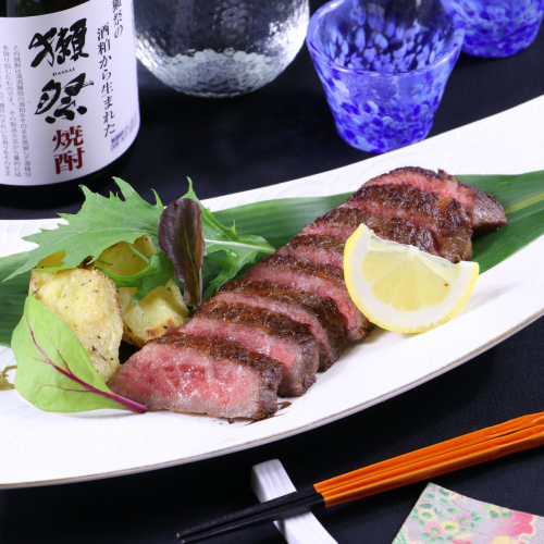 宮崎県産黒毛和牛のステーキ