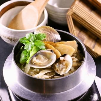 【椿-TSUBAKI-】豚すき焼鍋・蛤と竹の子の釜めし他6品＋飲放付