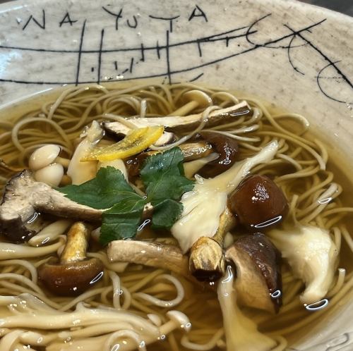 蘑菇蕎麥麵