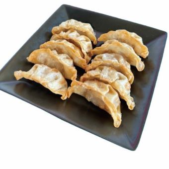 揚げギョーザ(8個)