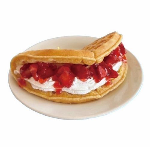 草莓華夫餅三明治