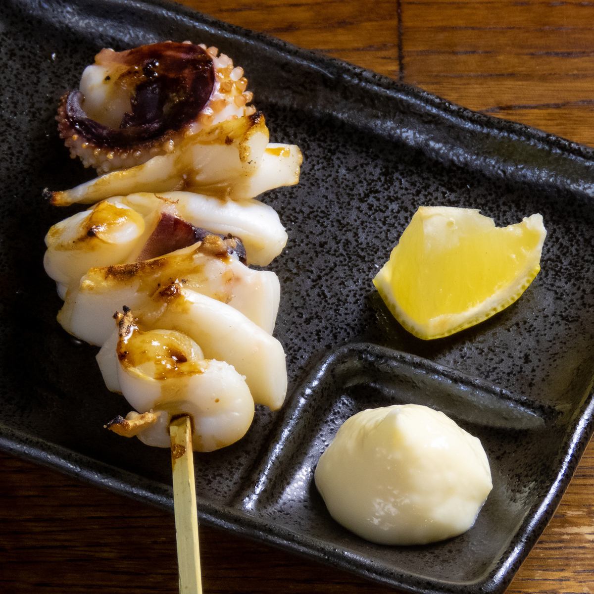 カウンター席ではるの焼き場の臨場感も一緒に味わえます♪