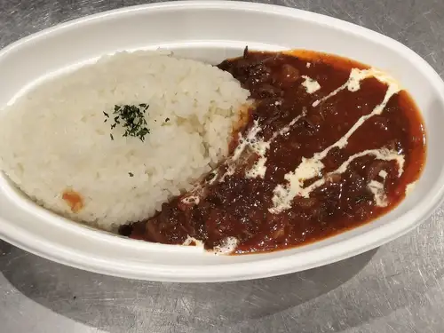 牛すじハヤシライス