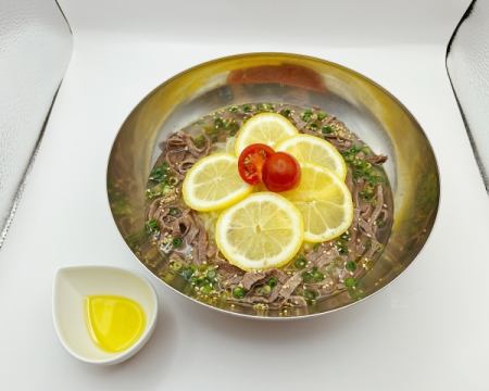牛タン檸檬冷麺
