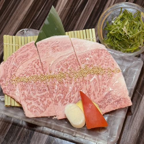 サーロインを九条ネギと一緒に