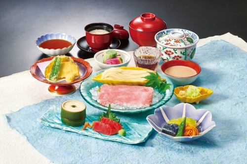 ≪Kisoji night set meal≫ We also sell set meal menus at night.