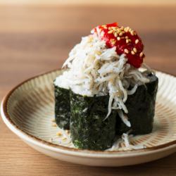 梅肉と釜揚げシラス