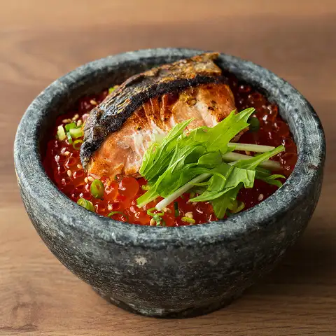 Mini harako-meshi, perfect as a meal or as a finishing dish.