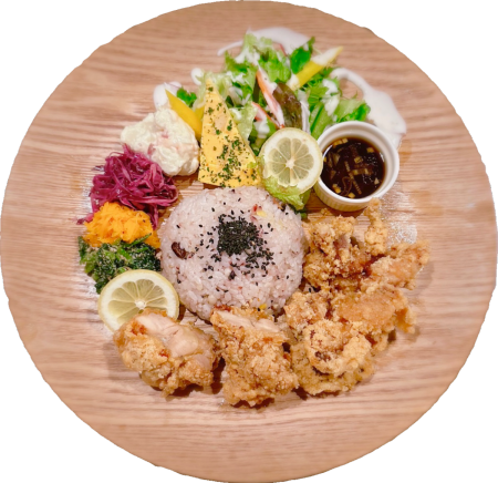 Specialty fried chicken plate Salad drink set
