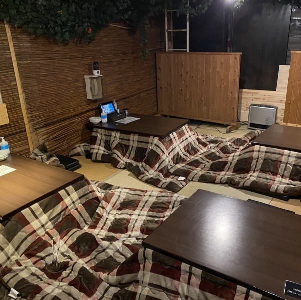 The inside of the [Acorn] store is a completely private room.You can enjoy your meal in a private space that is not disturbed by anyone ☆ We also have digging seats that are nice for women and you can stretch your legs and relax.Kotatsu is used in winter, so you can spend a relaxing time.