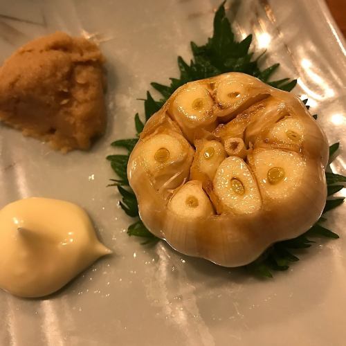 Deep-fried garlic/chanja