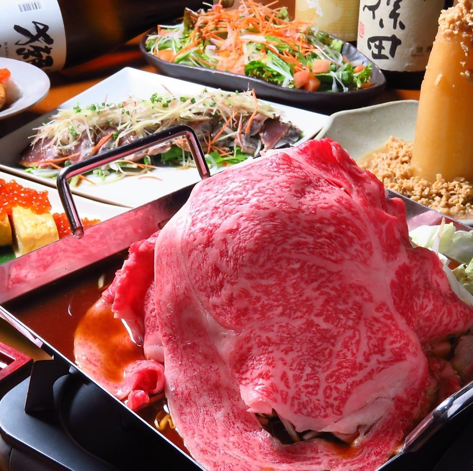 花火の極上和牛鍋をご堪能ください。ご予約お待ちしております♪