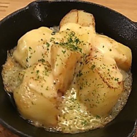 じゃがバタチーズ焼