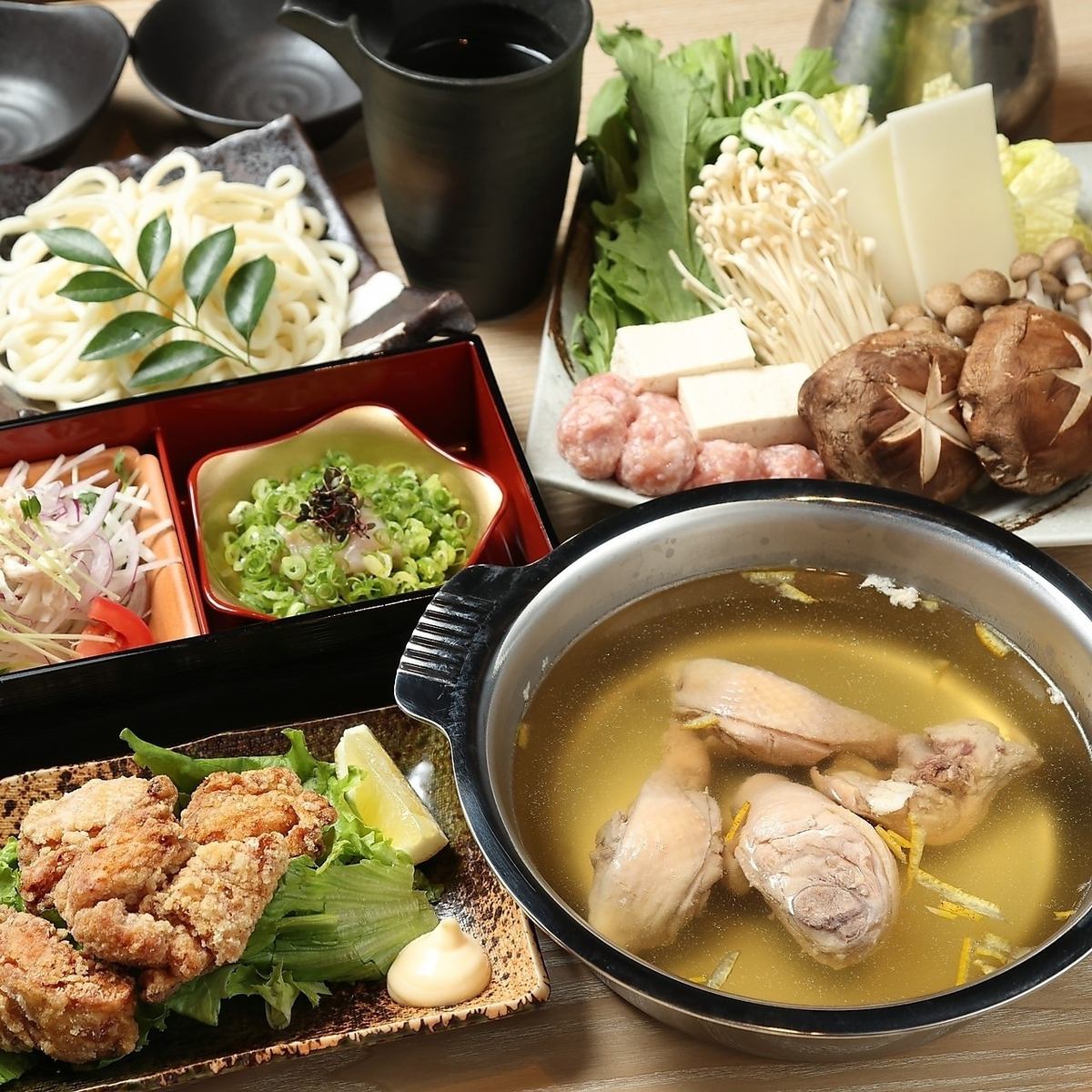 【石橋阪大前駅 徒歩2分】みやざき地頭鶏の焼鳥をはじめ、豊富な鶏料理が楽しめるお店