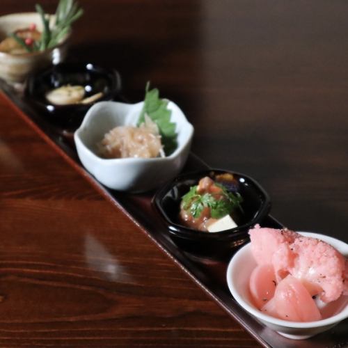 We have sake appetizers that go well with Japanese sake!