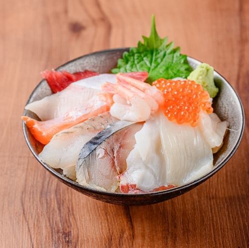 海鮮丼