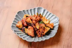 ザンギと夏野菜の麻辣ソース