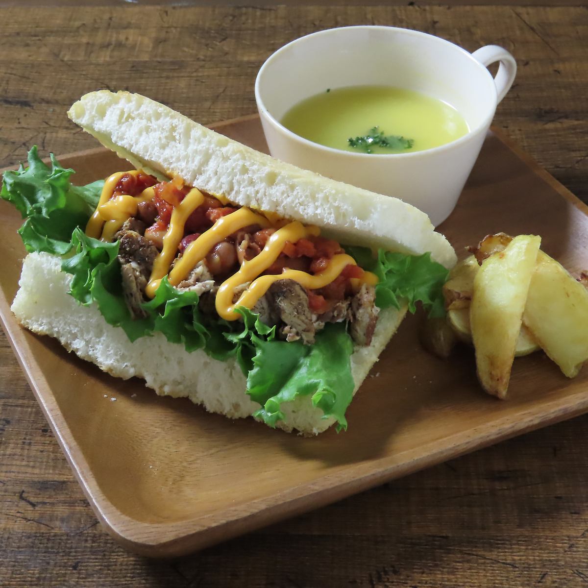 昼飲みもやってます！