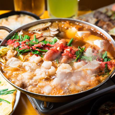 “正宗博多明太子生蚝火锅套餐” 包含炸生蚝等9道菜,含3小时畅饮,原价5500日元 ⇒ 现价4500日元 ※年末有价格限制