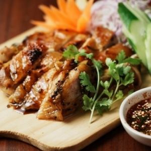 Gai Yang (grilled chicken thigh)