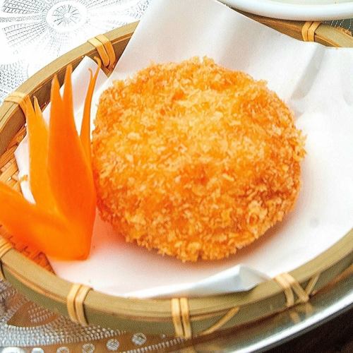 Tomankun (fried shrimp paste)