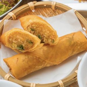 Popiato (fried spring rolls)