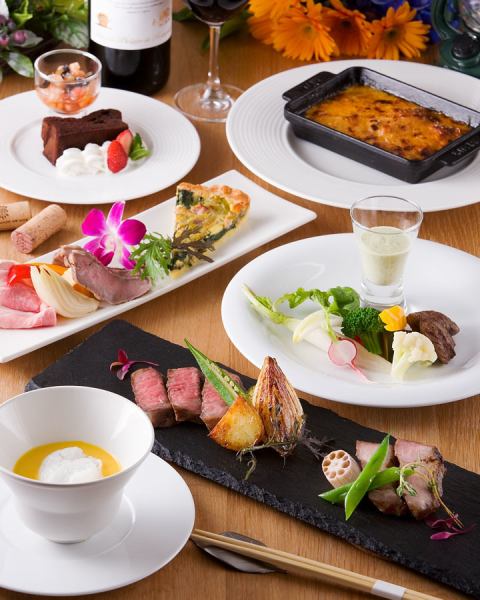 The chef's signature courses are carefully selected from the finest meats.You can choose according to your needs!